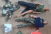 Action Man + Clothes + 3 Broken Action Men