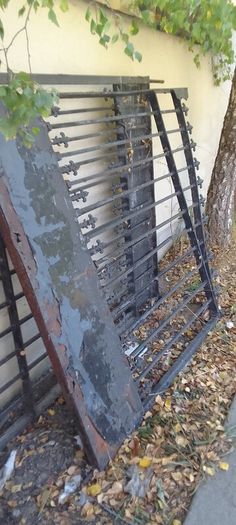 gates