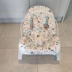 Fisher-Price Infant to Toddler Portable Baby Seat Rocker