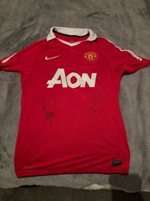 Manchester United football shirt from the 2010/2011 season