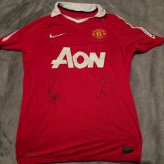 Manchester United football shirt from the 2010/2011 season