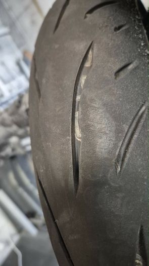 Bridgestone S23 180/55/17