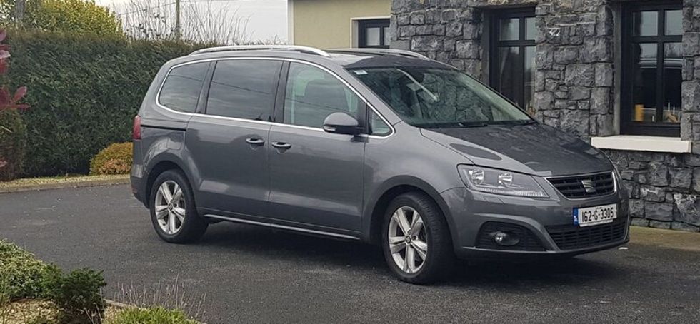 SEAT Alhambra 2016. 7-seater Premium SEAT Alhambra