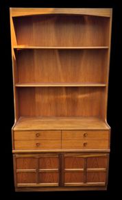 McIntosh Mid Century Modern Teak Display Cabinet / Bookcase - Excellent Condition