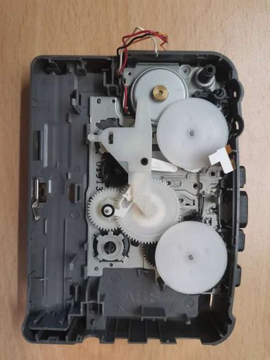 Sony WM-FX473 Walkman Cassette Player