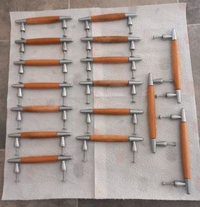 16 Cupboard handles reduced to 25 euro
