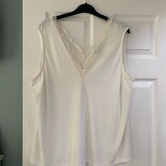 Womens clothes