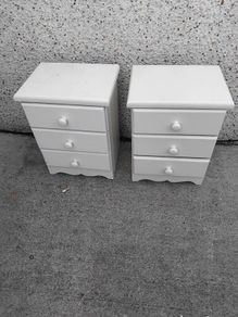 two bedside lockers