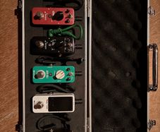 Complete Mooer & Donner Mini Pedalboard Rig