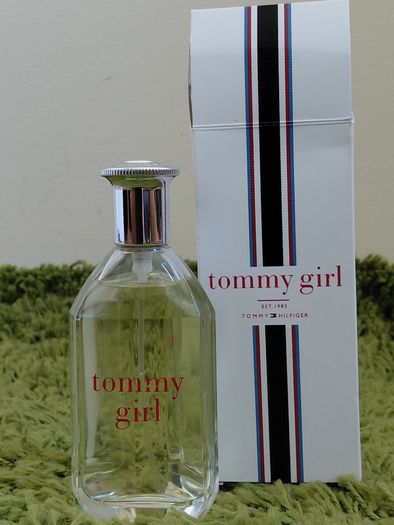 Tommy Hilfiger Girl cologne spray Eau de Toilette Vaporisateur Natural Spray 100ml