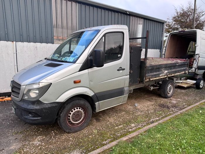 mercedes sprinter breaking