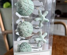 Shower curtain hooks
