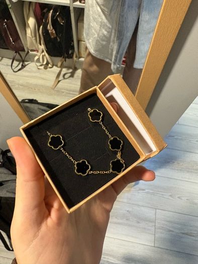 bracele