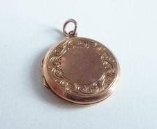 9 carat rose gold locket full hallmarks 1908