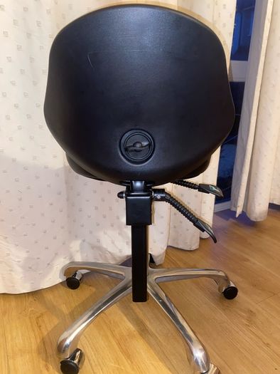 Saddle Chair