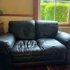 2-Piece Black Leather Sofa Set
