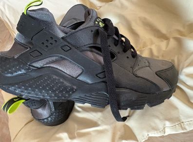 the Nike Air Huarache "Black Volt
