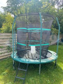 Trampoline