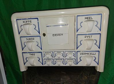 Retro Dutch Farmhouse Spice Rack
