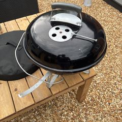 Weber Jumbo Joe portable BBQ