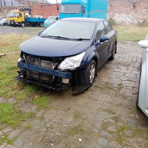2009 toyota avensis 2.0 d4d breaking