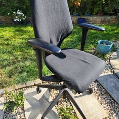 ergonomic office chair