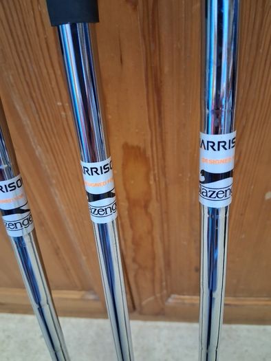 Golf clubs. Set Of Slazenger Mens Right Handed Golf Clubs in Excellent Condition.  Collect In Dublin Or Receive Via Post.