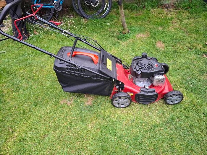 18" Lawnmower