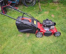 18" Lawnmower