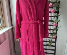 dressing robe bnwt size medium cerise pink skims dupe