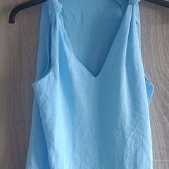 New blue top with knot Fits size 6 8 10