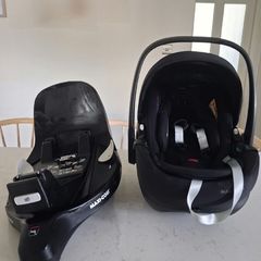 Maxi Cosi 360 Pebble Pro & Isofix Base