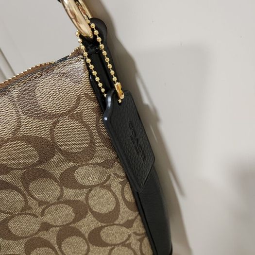 coach bag (authentic) NEW