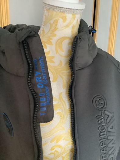 Geographical Norway puffer, new, size XL.