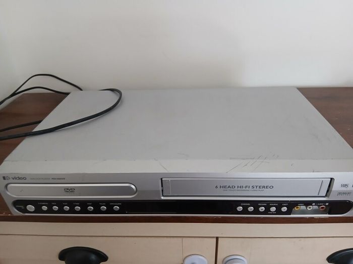pye dvd/vcr combo
