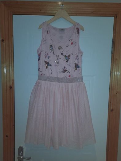 girls dresses