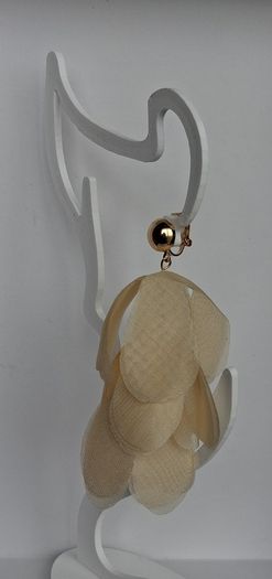 Cream Vanilla Juilette Cascading Floral Petal Clip On Earrings