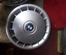 4 x BMW Genuine 1984-1992 BMW E30 325e 325i 528e 14" Wheel Trims Hubcaps