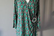 Green &amp; black pattern top, Size 20