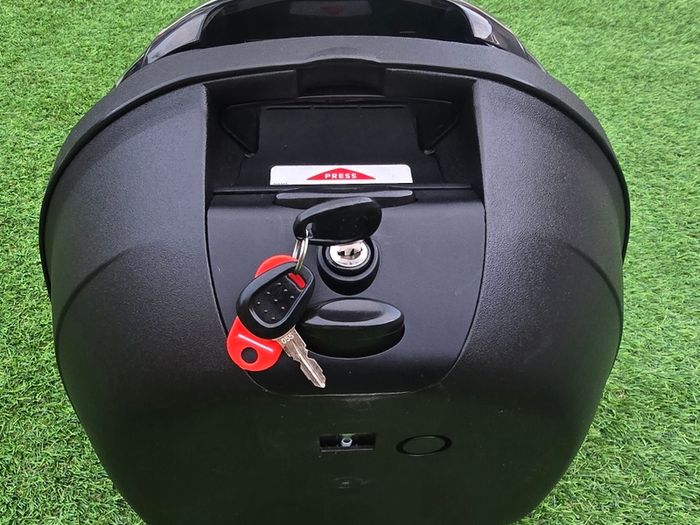 Givi top case