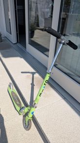Micro scooter