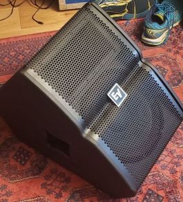 EV Floor (wedge) Monitor  TX1122FM (Price Drop)