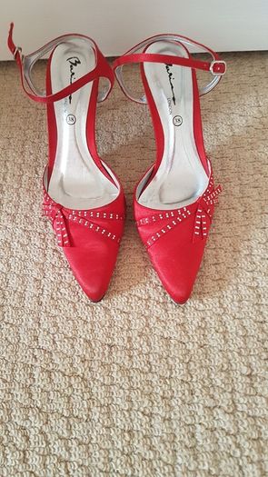 Ladies shoes