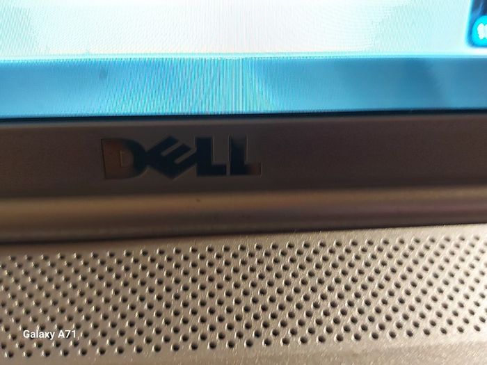 Dell Inspiron 1525, Model PP26L, Windows 7 Professional, 3GB Ram, 250GB HDD, Intel Pentium Dual CPU T2330 1.6GHz, Firefox, Opera, Chrome, and VLC