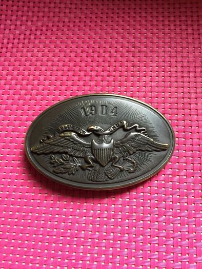 "1904" Buckle