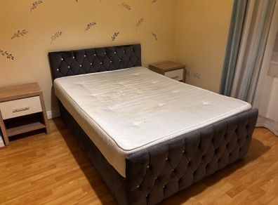 Black Velvet Bed Frame (Double)