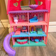 Minnie Mouse Bow-Tel Hotel Playset