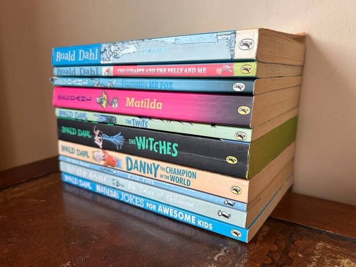 Roald Dahl Books x 9