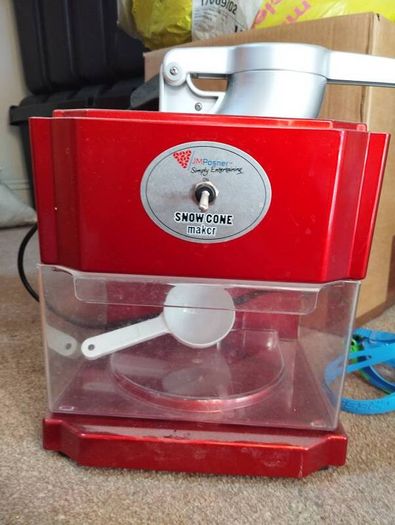 snow cone maker