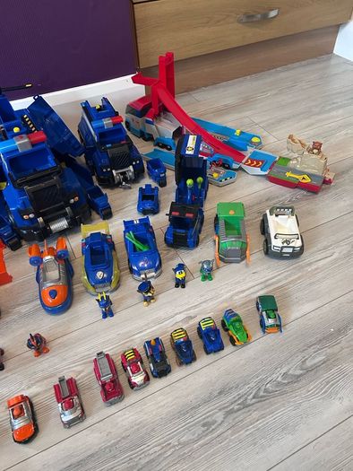 Paw Patrol toys 50+ pieces
